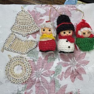 Lot 6 Vtg Handmade Crochet Yarn Christmas Ornaments Kitchy Starch Spun Cotton
